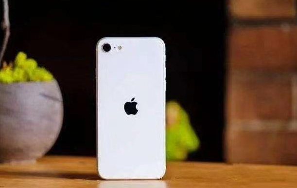 iPhoneSE|对标iPhone14,iPhone SE3完美回归,挖孔屏+4800万主摄