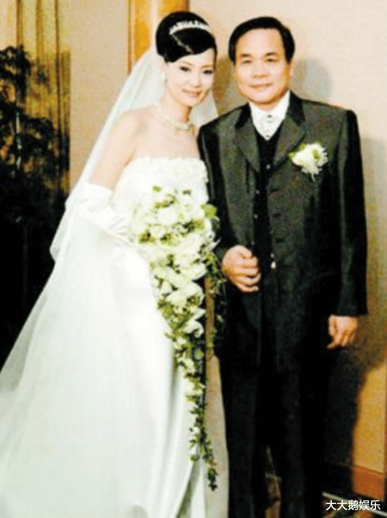 关之琳|年轻时都是大美女，60岁还不生孩子的6位女星，各有各的心酸