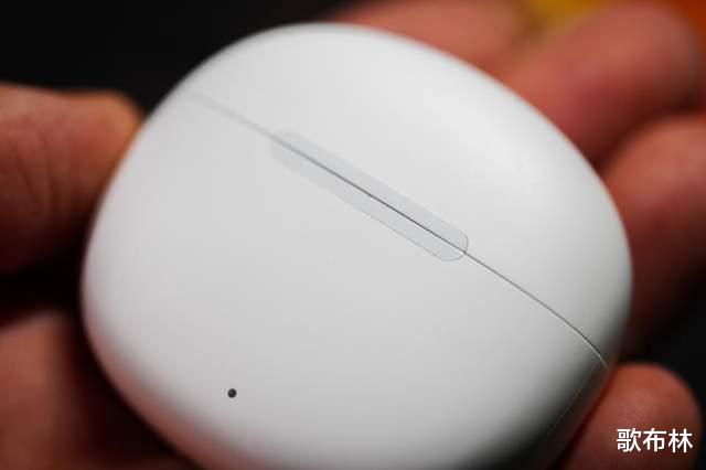 无线耳机|蓝牙5.3的真无线耳机，新品却只要119元！一文解读QCY AilyPods