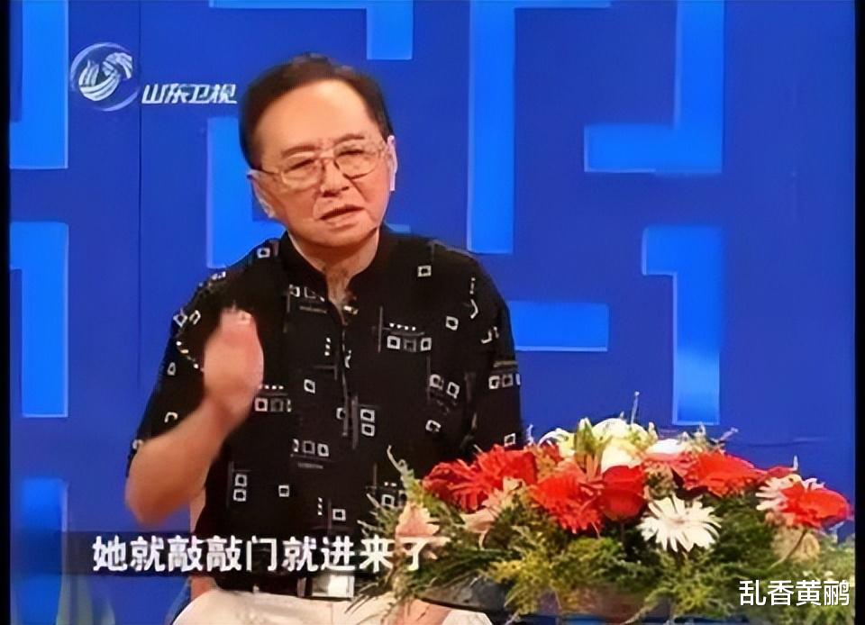 红楼梦|曹雪芹写得“蜜合色”，让史延芹犯了难，这究竟是一个什么色？