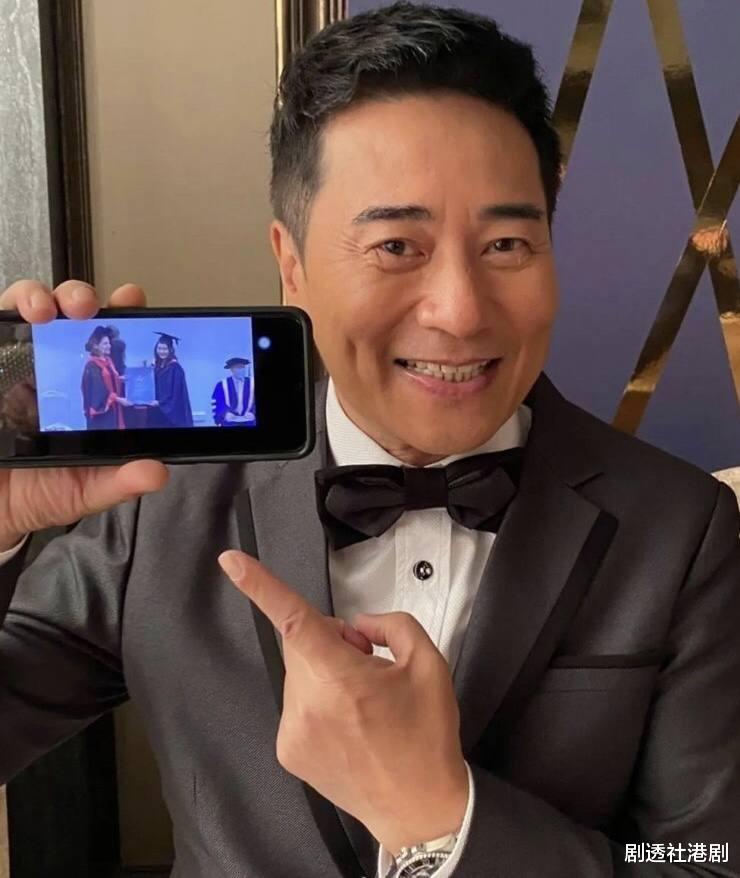 欧瑞伟|遗憾!TVB御用配角因工作缺席爱女毕业典礼,23岁女儿撞脸朱千雪