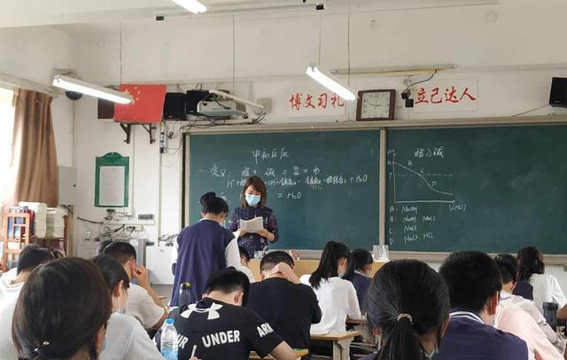 教师|教育部发文,教师行业迎来一个“坏消息”,同时也会有好消息到来