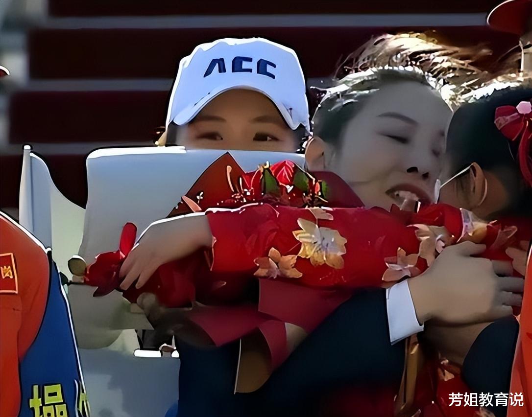 王亚平女儿就读“特殊幼儿园”,里面的孩子身份不凡,一张画揭露