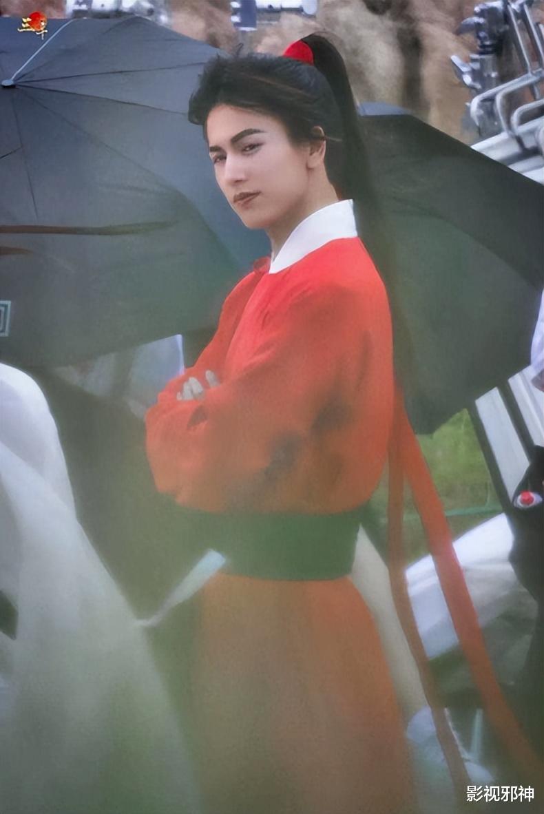 白梦妍|又一对姐弟恋,被爆了!