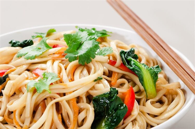 泡面|方便面都是防腐剂,吃一包32天才能解毒?真正的垃圾食品是5种