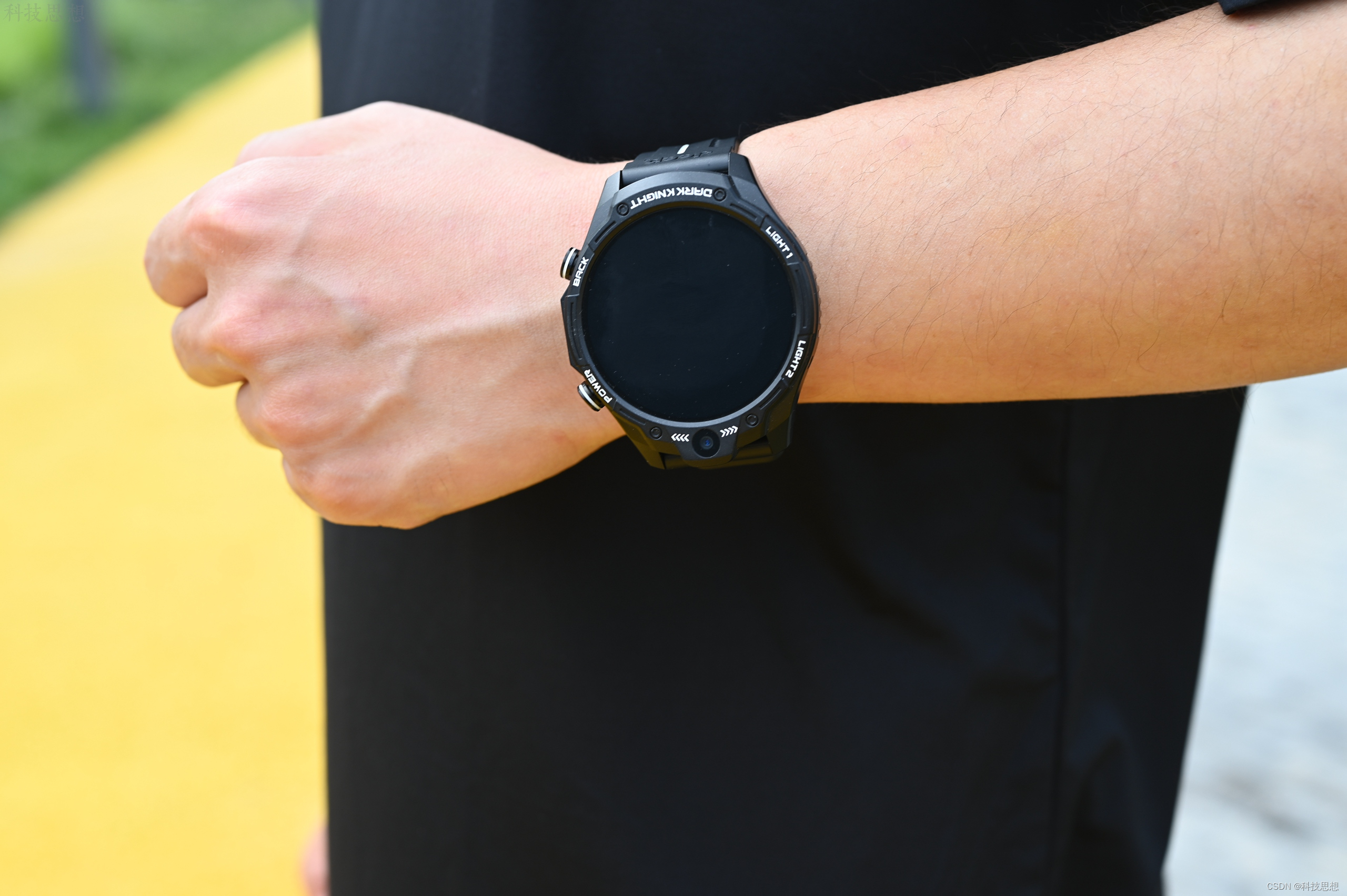 网络安全|能直接联网通话的智能手表，续航也很强，Jeep黑骑士曜上手