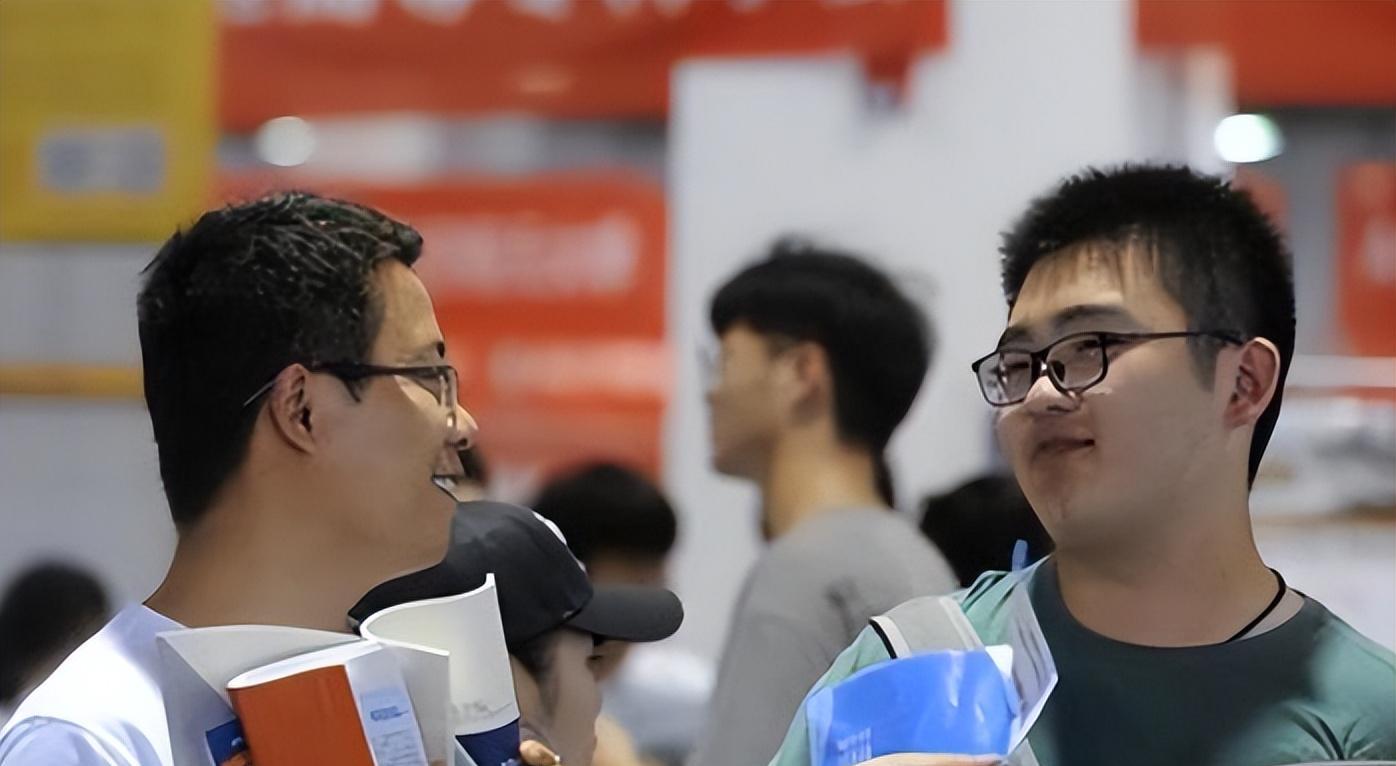 事业单位|堪称“万金油”的大学专业,以为就业面广阔,毕业找工作却很迷茫