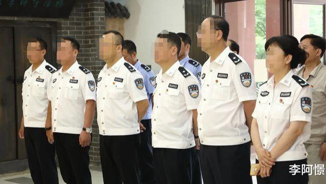 曝本钢集团保卫职工穿山寨警服，还配有警衔，被网友质疑涉嫌违法
