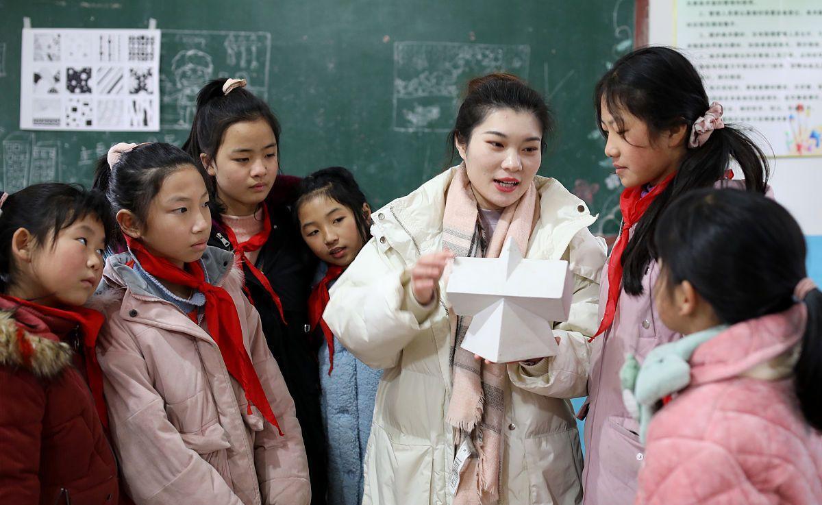 招聘|浙江一学校现“萝卜坑”招聘，科学老师要求饲料专业，也太明显了