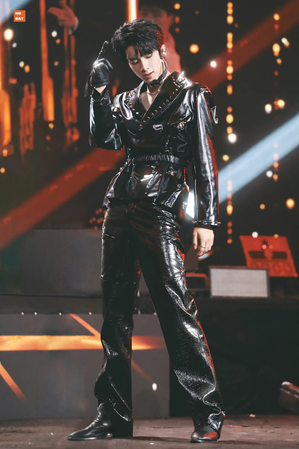 刘耀文|韩网评论刘耀文手机屏保,网友:果然真正的帅哥到哪都会引发热议!