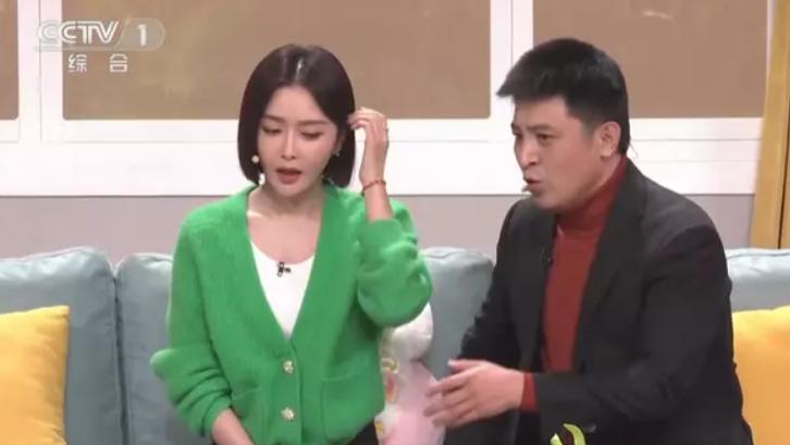 秦岚|秦岚的春晚小品猛亲孙涛被吐槽没教养，网友：大可不必！