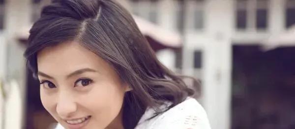 甄嬛传|《甄嬛传》各妃子年轻时候：静妃端庄，欣贵人惊艳，颂芝美艳