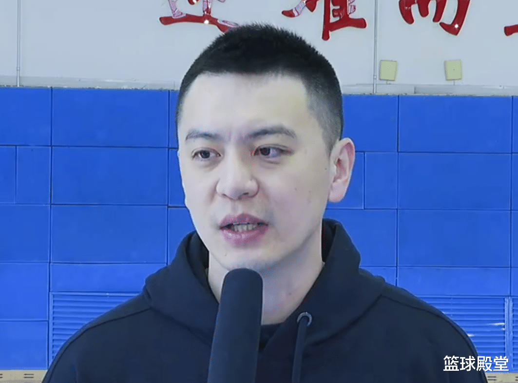 杨鸣|杨鸣窗口期专访！提第三阶段任务，两伤员痊愈，艾伦李晓旭又受伤