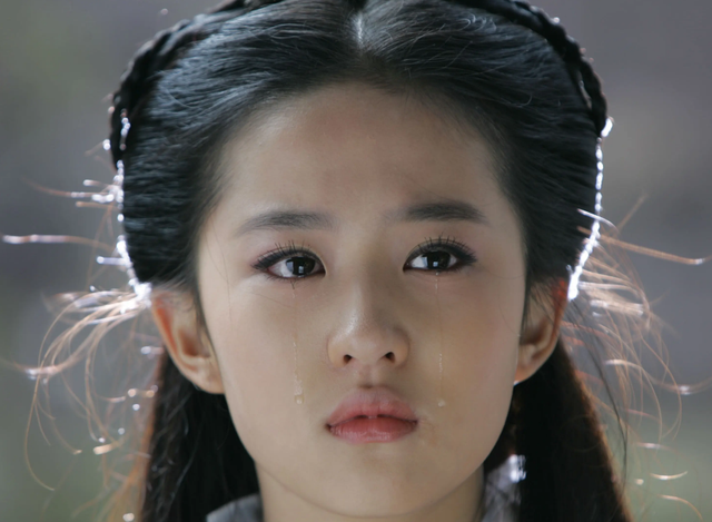 刘亦菲|金世佳刘亦菲被磕CP,冷门遭热议,网友:你猜是谁买的热搜