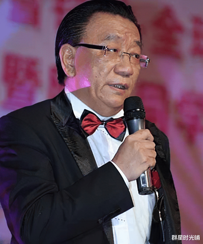 侯瓒|侯瓒：我是侯耀文的长女郭德纲的“妹妹”，与二伯和解后终获幸福