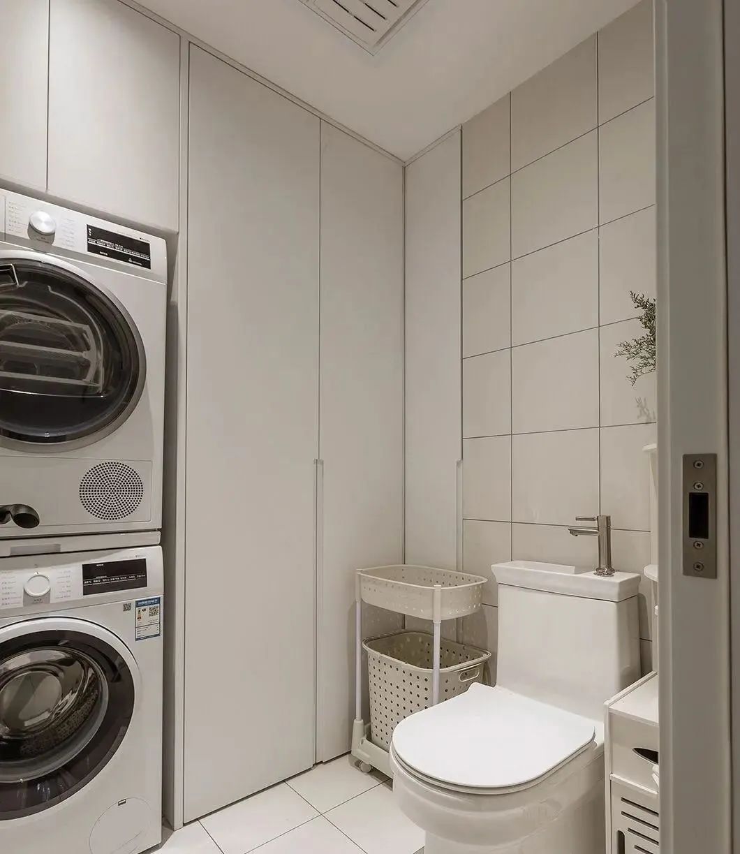 家里最好备一个家政区，平时兼顾清洗和收纳，实用性自然不用多说