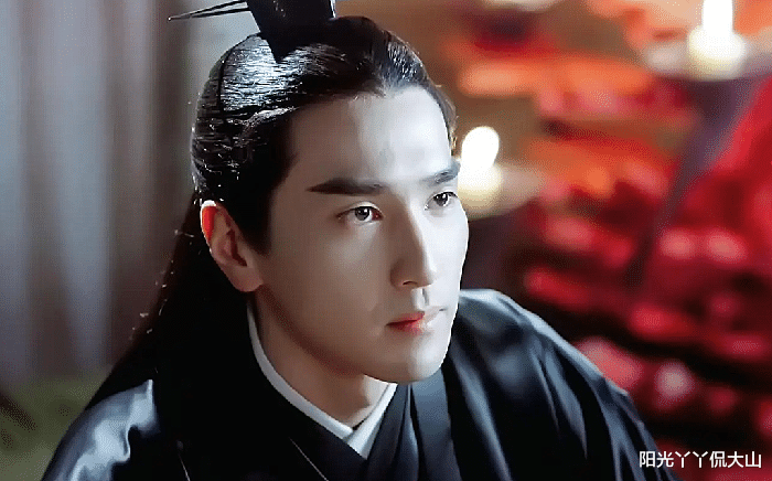 夜华|三生三世：素锦阴险恶毒，天君为何却说素锦是最适合夜华的女人呢