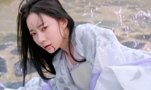 沉香如屑|萤灯的出现，对剧情毫无帮助，还成功地拉跨了《沉香如屑》