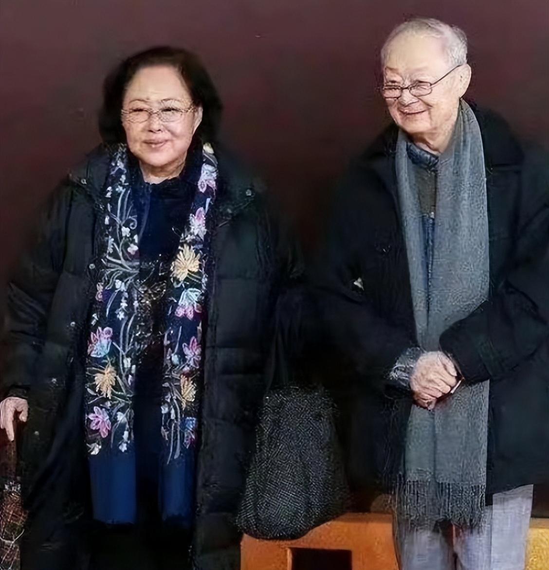 80年代|80年代八一厂“十朵金花”今昔:有人三婚嫁老外,有人负债成老赖