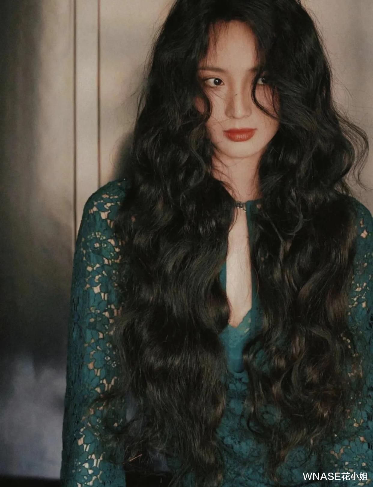 运动 浪姐带火的这个超美“自然卷”长发，在家做就行，4点教你get同款