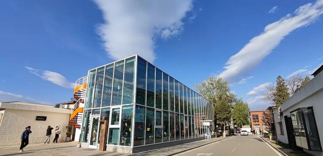 小米科技|小米11和小米11青春版区别看了你就知道差距有多大