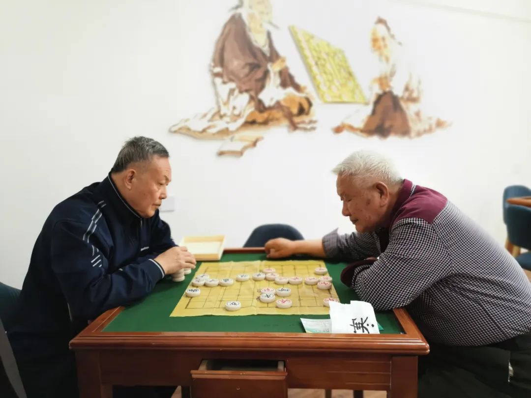 衰老|50岁后，身体具备4个特征，说明你还年轻，身体很健康，易长寿