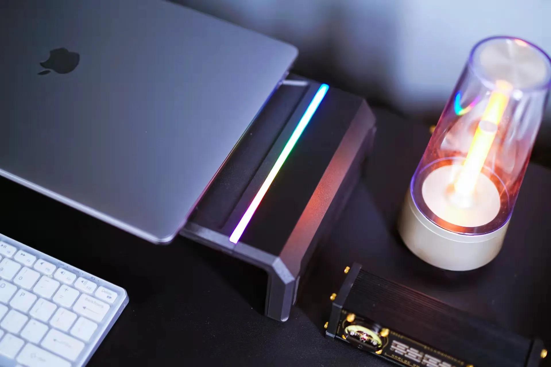 坐立自如的人体工程学极创悠品可升降电脑桌