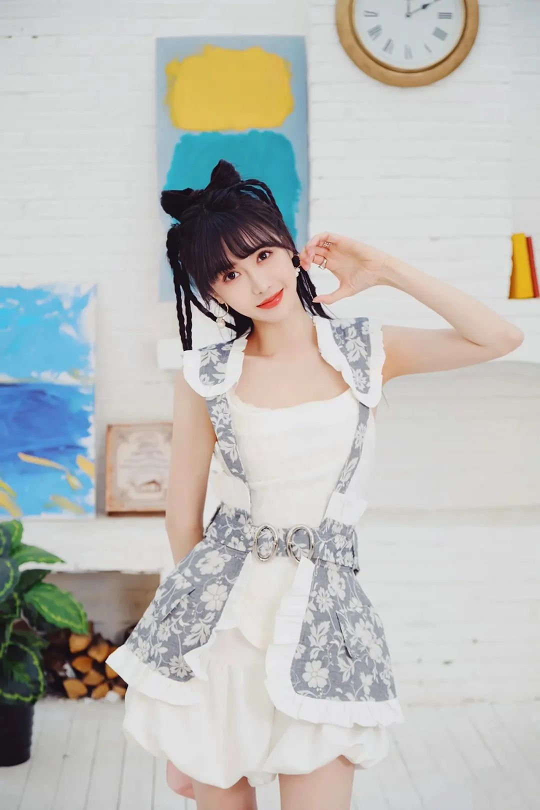 90后|温果希，甜美可爱的90后潜力小花