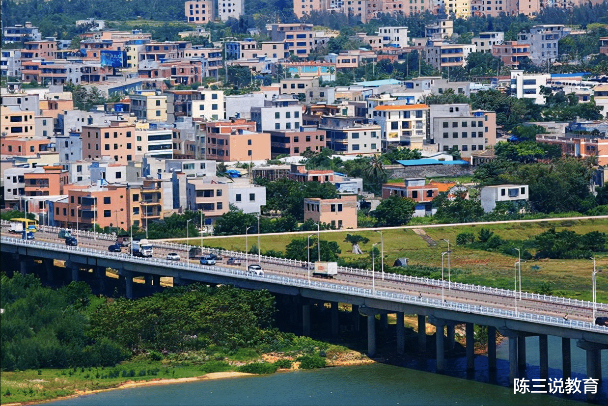 中学|海南省高中排行榜出炉，榜首实至名归，但第二才是一本收割机