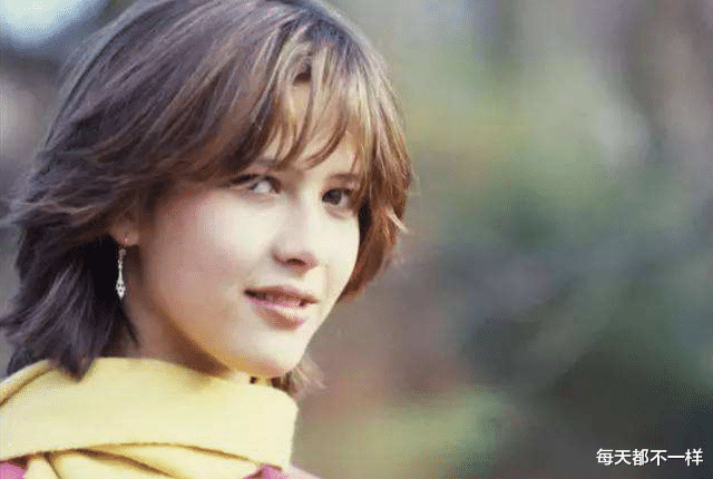 苏菲·玛索|岁月不败美人:惊艳了岁月的苏菲·玛索一生未婚,55岁一笑仍倾城