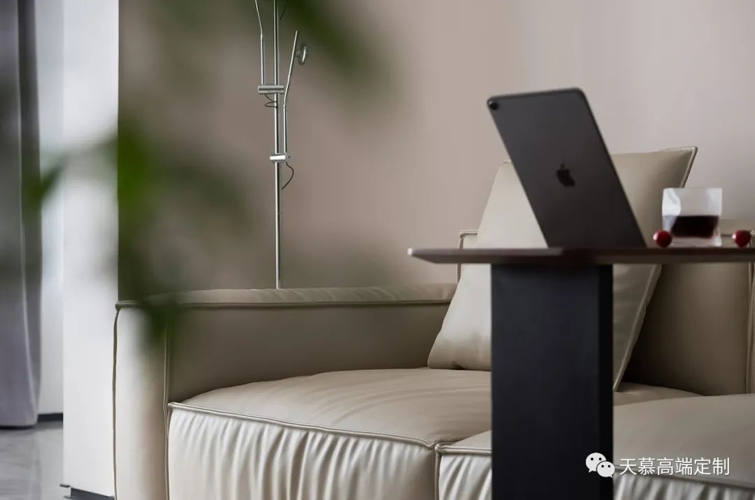 春天的每一寸光,都是浪漫的,不是因为春天,是因为你