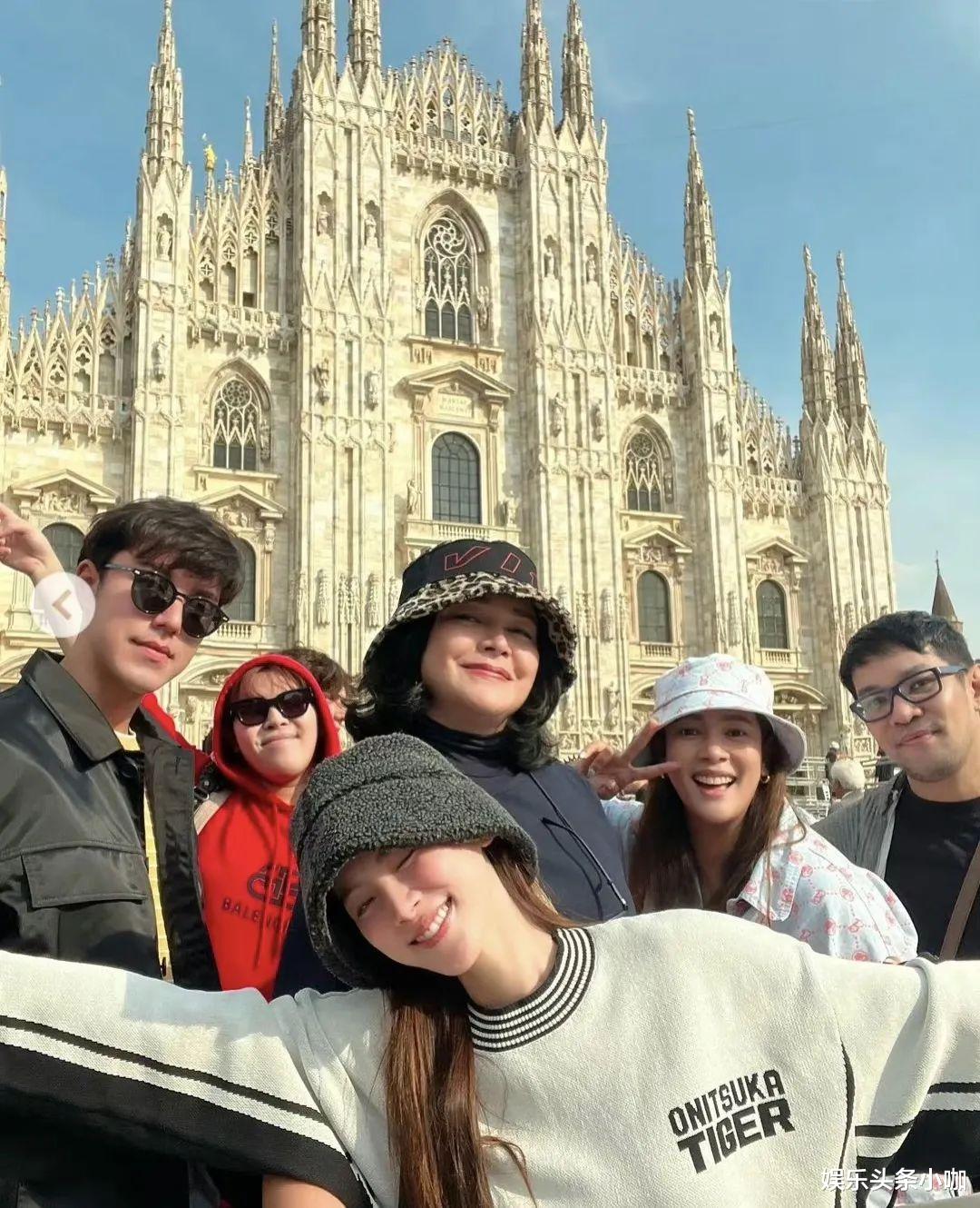 电影|公开表白！荧屏cp成真，亲妈撮合的…