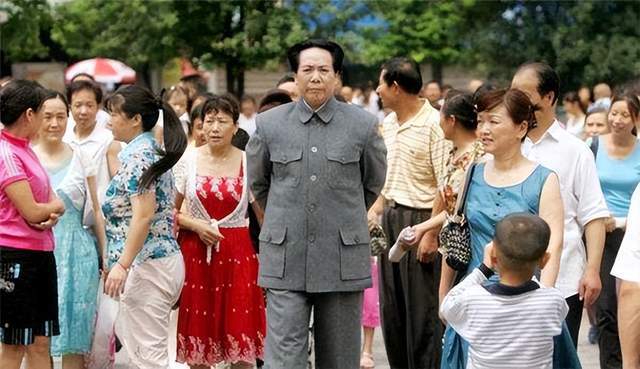 |陈燕：一位模仿毛主席的民间特型女演员，出场费高达5位数