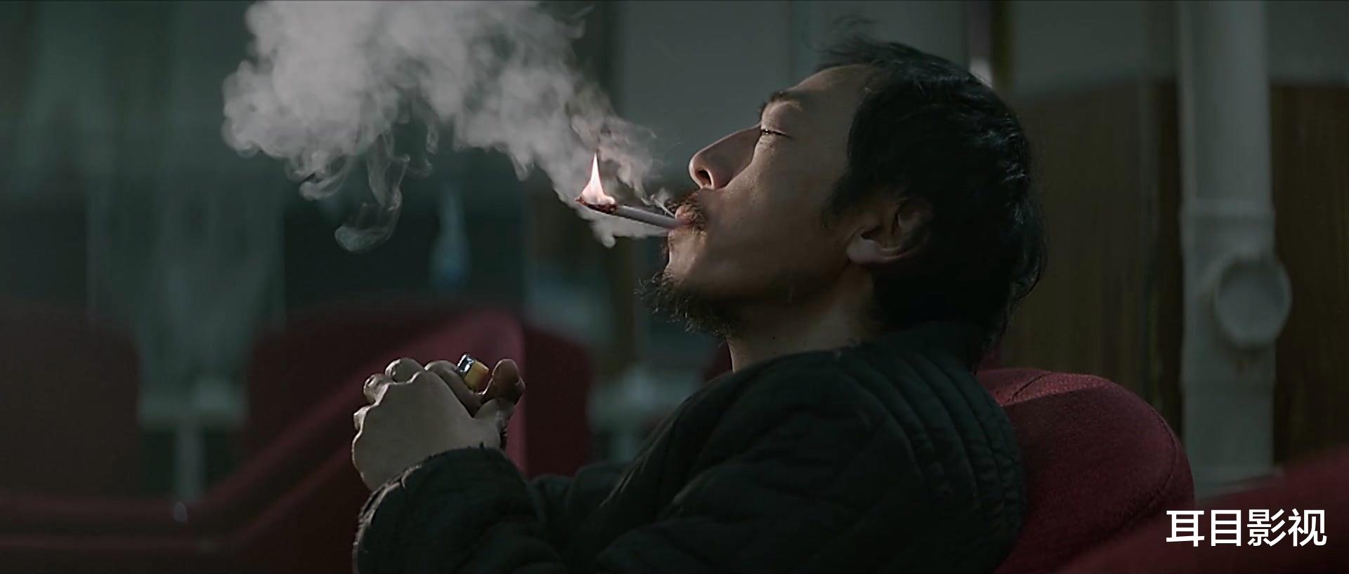 警察荣誉|《警察荣誉》：陈新城怒吼一声谁敢动？瞬间令人联想到李丰田