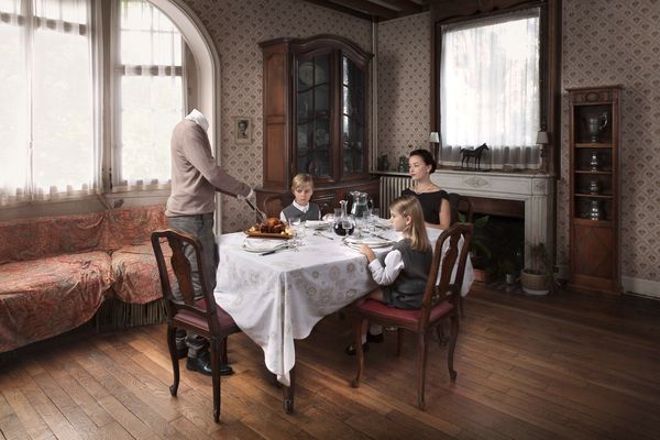 法国摄影师拍摄的照片 隐形人的世界 很是神奇