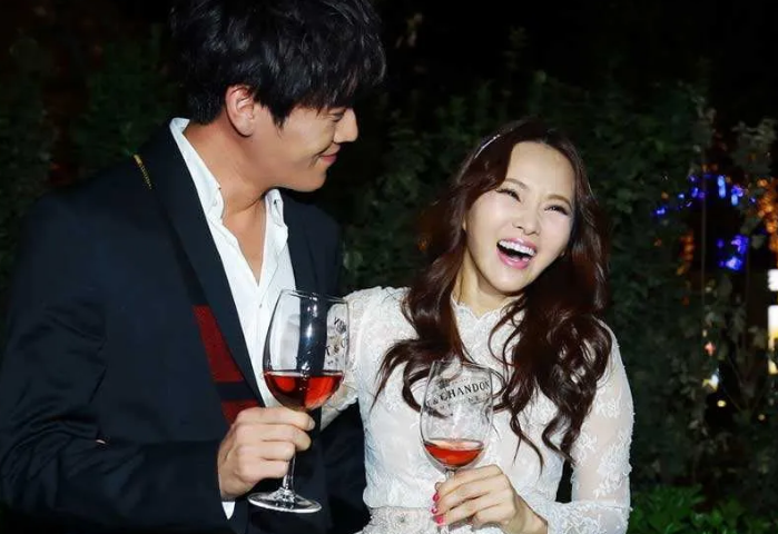 娱乐圈|在娱乐圈，女明星看似对结婚很抵触，其实是没遇到一个好伴侣