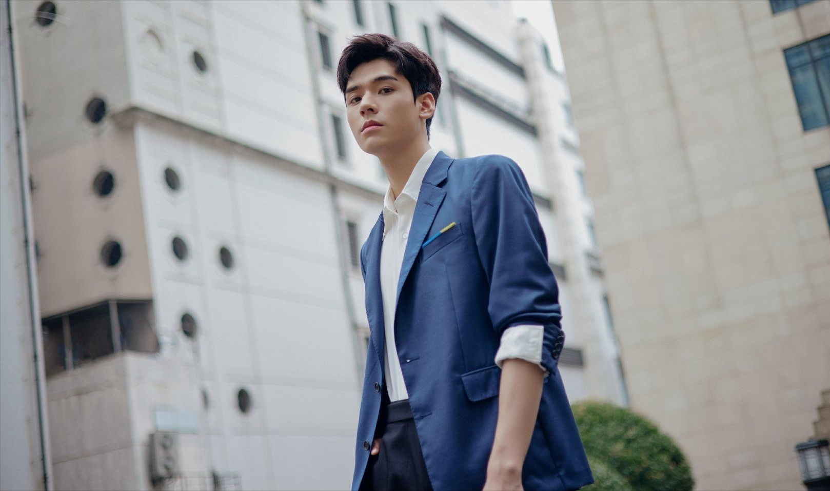 龚俊|龚俊团队不如粉丝给力，面对突如其来的舆情压力，被打得措手不及