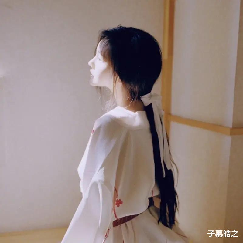 洗发水 街边美发店（小小说）