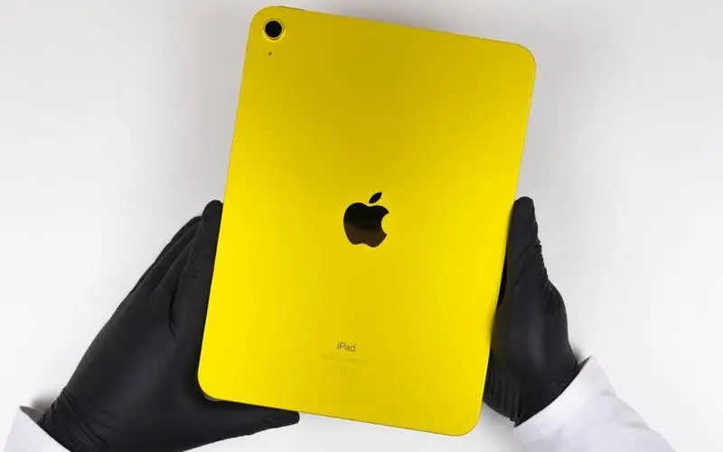 iPad10造型更加时尚,显示屏很优秀,摄像头也升级了