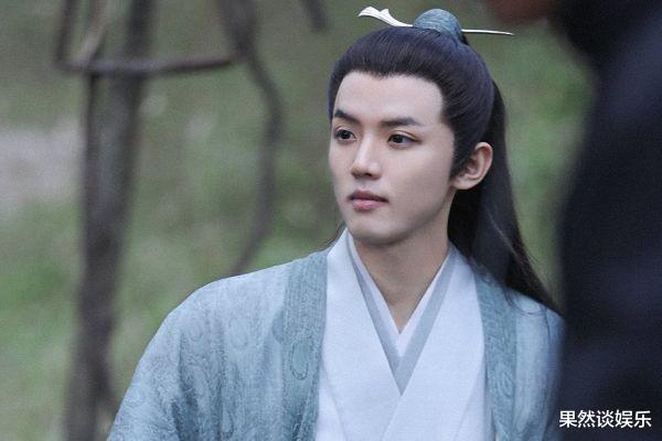 英年早婚|论颜值，他不输小鲜肉，只可惜英年早婚，不然早就成流量爱豆了