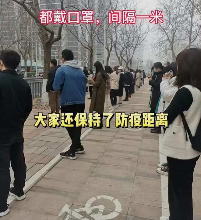 看了珠海被扇耳光的女业主,我才懂日薪208万的明星考编为何众怒