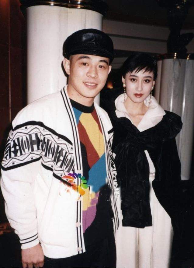 李连杰|李连杰有泪:在香港走红后还受欺负,以罢演反抗,经纪人遭枪杀