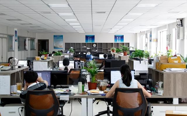 大学生|性格内向的毕业生进入职场，真的很难“出人头地”吗？答案很现实