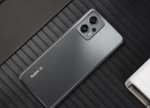 液晶显示器|LCD完虐OLED？天玑神U+144高刷，跌成千元机，高端旗舰又内卷了？