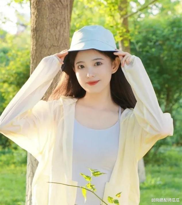 帽子 夏天才是“帽子”的主场，最洋气、显脸小的打开方式，都在这里了
