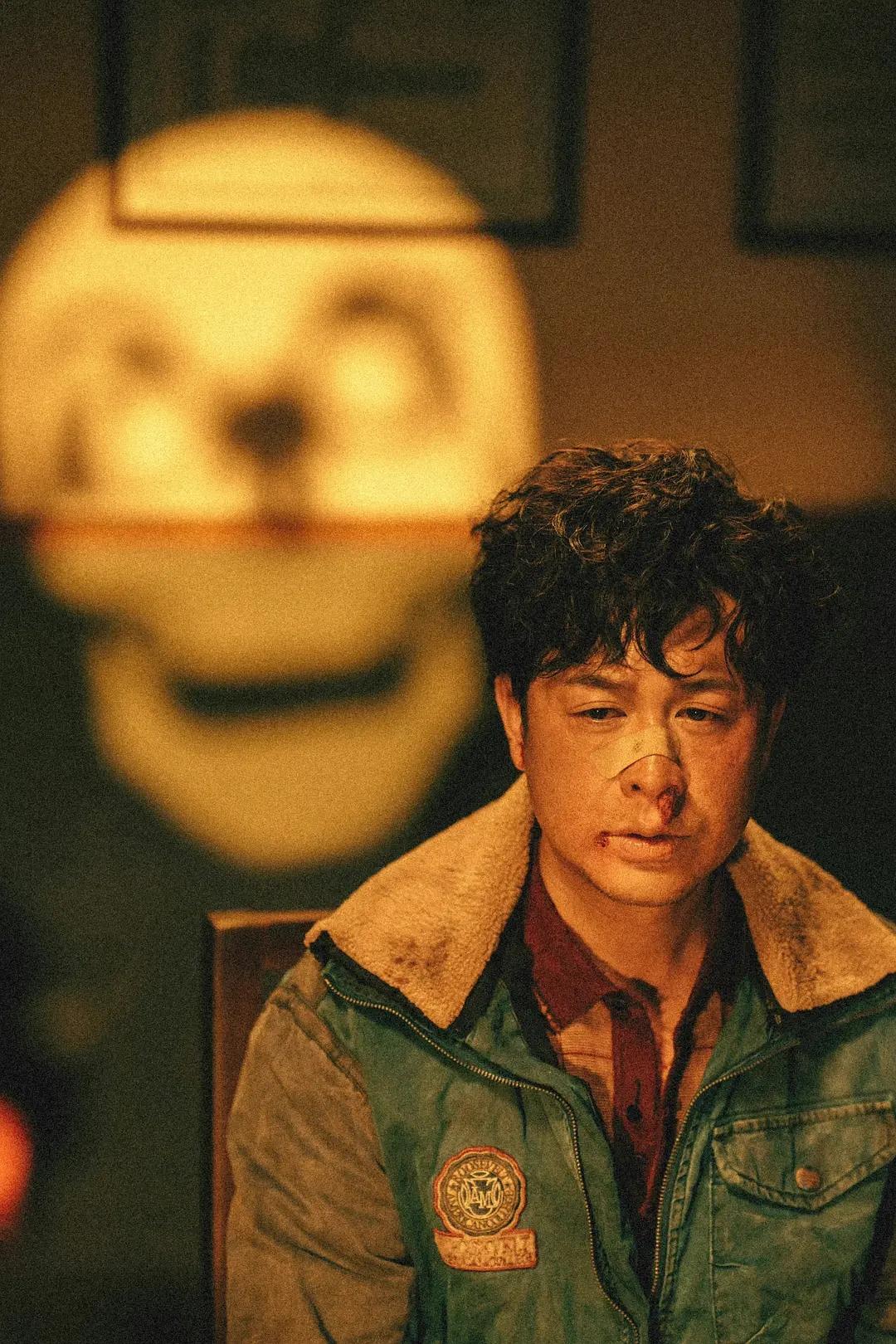 贾斯汀·比伯|因《狂飙》火爆的张颂文,终于等来来央媒点名,为何人民网只夸两人!