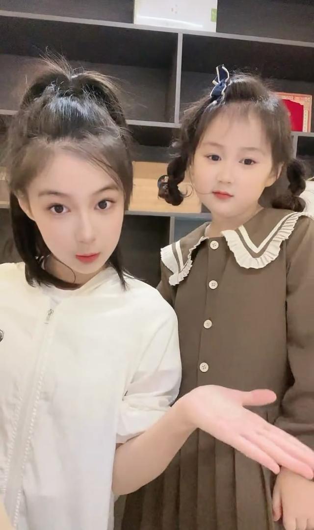 Angelababy|《乡村爱情》兰妮长大了,身材高挑撞脸杨颖,网友:别嫁给谢腾飞