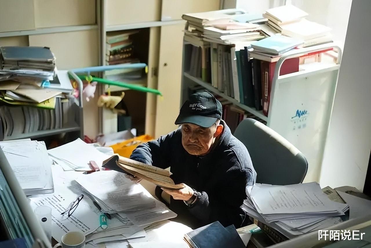 养生|98岁老头每天工作9小时，喝酒、吃肉两不误，透露一句话养生秘诀