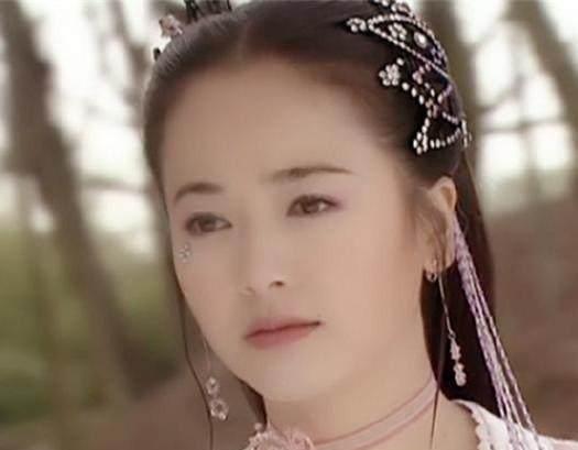 杨幂|真是爱疯了她们的“水晶妆”，杨幂夕瑶难超越，刘涛美成第一人！