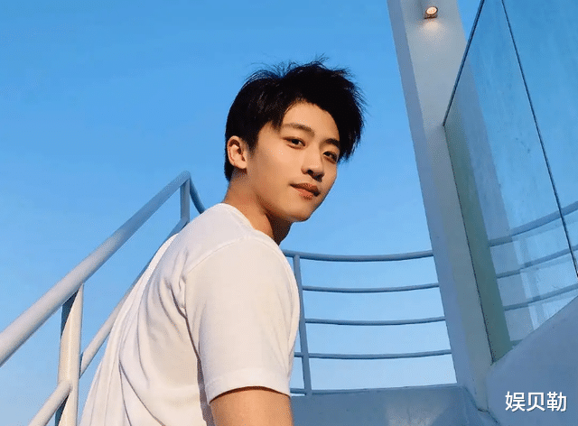 撞脸|《人世间》出现5个撞脸演员，孙之鸿上榜，徐百慧跨性别像2位男星